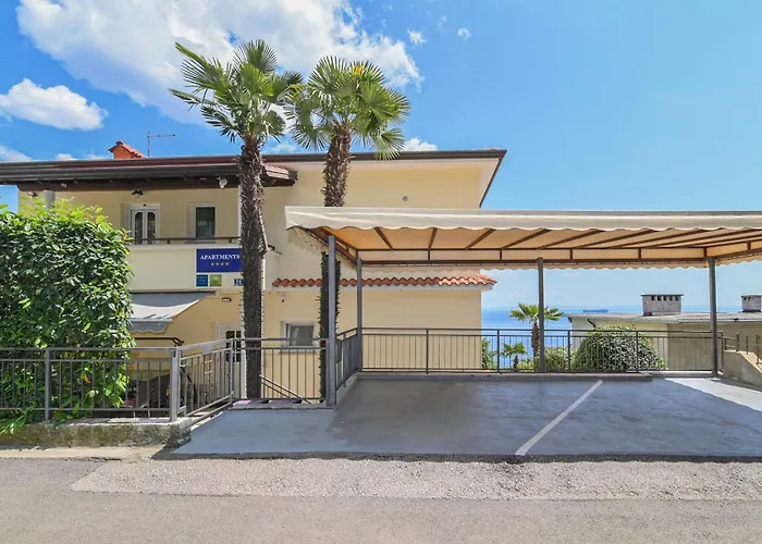 Daire Family-friendly With Swimming Pool - Volosko, - 15071 Opatija