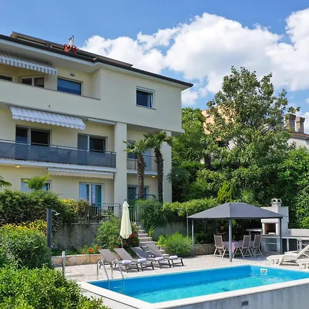 Family-friendly With Swimming Pool - Volosko, - 15071 * Opatija