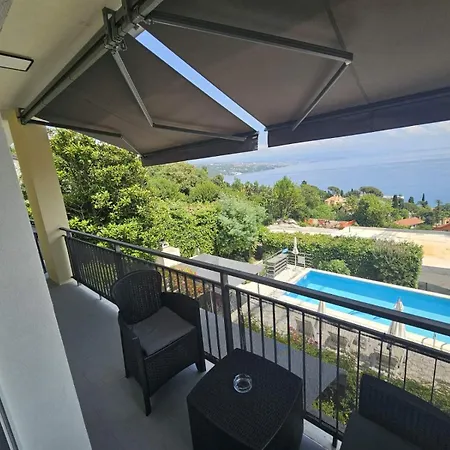 Family-friendly With Swimming Pool - Volosko, - 15071 アパート