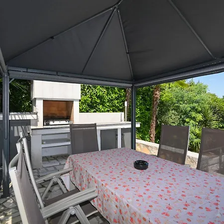 Family-friendly With Swimming Pool - Volosko, - 15071 Apartment *